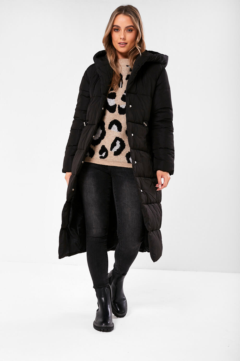 https://www.iclothing.com/media/catalog/product/r/e/renee_longline_puffer_jacket_in_black-4.jpg