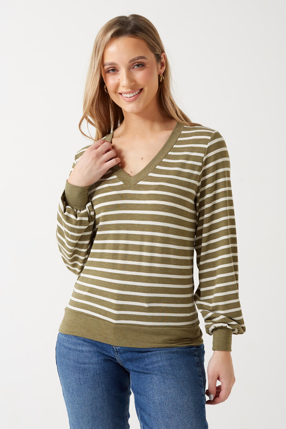https://www.iclothing.com/media/catalog/product/r/i/rita_v_neck_stripe_top_in_green-3.jpg