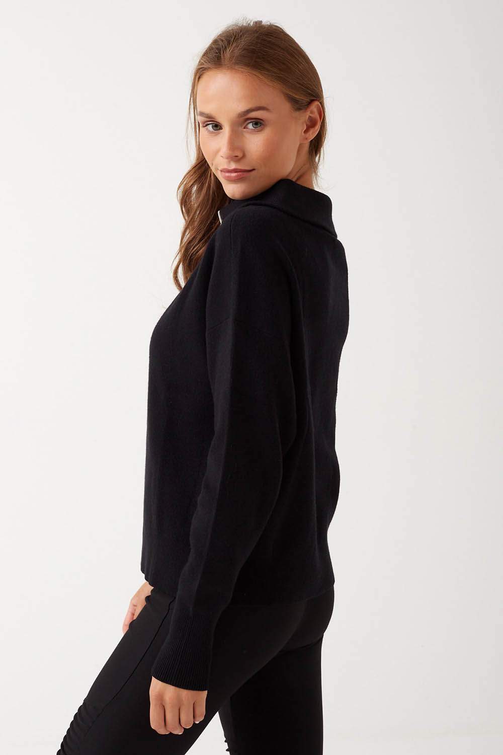 https://www.iclothing.com/media/catalog/product/s/a/saba_stripe_zip_jumper_in_black-2.jpg