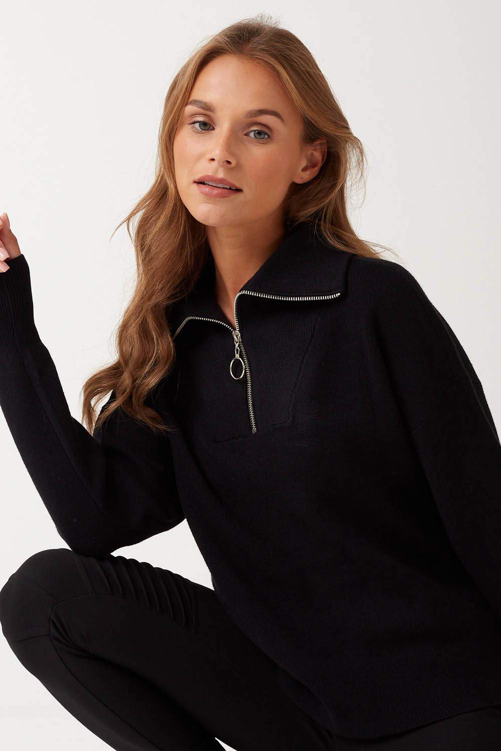 https://www.iclothing.com/media/catalog/product/s/a/saba_stripe_zip_jumper_in_black-3.jpg
