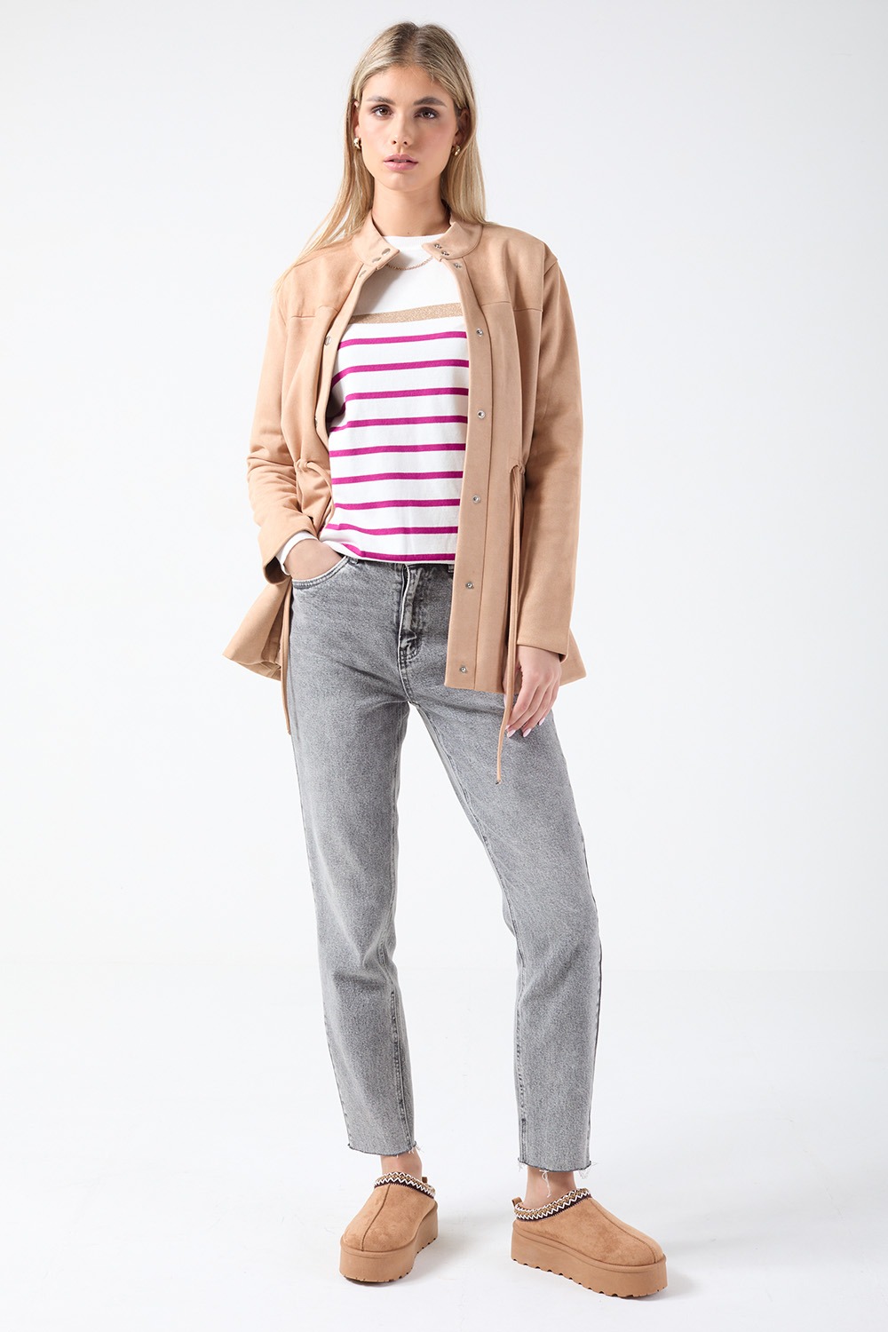 https://www.iclothing.com/media/catalog/product/s/m/sm86601-cream_with_pink_stripe45.jpg