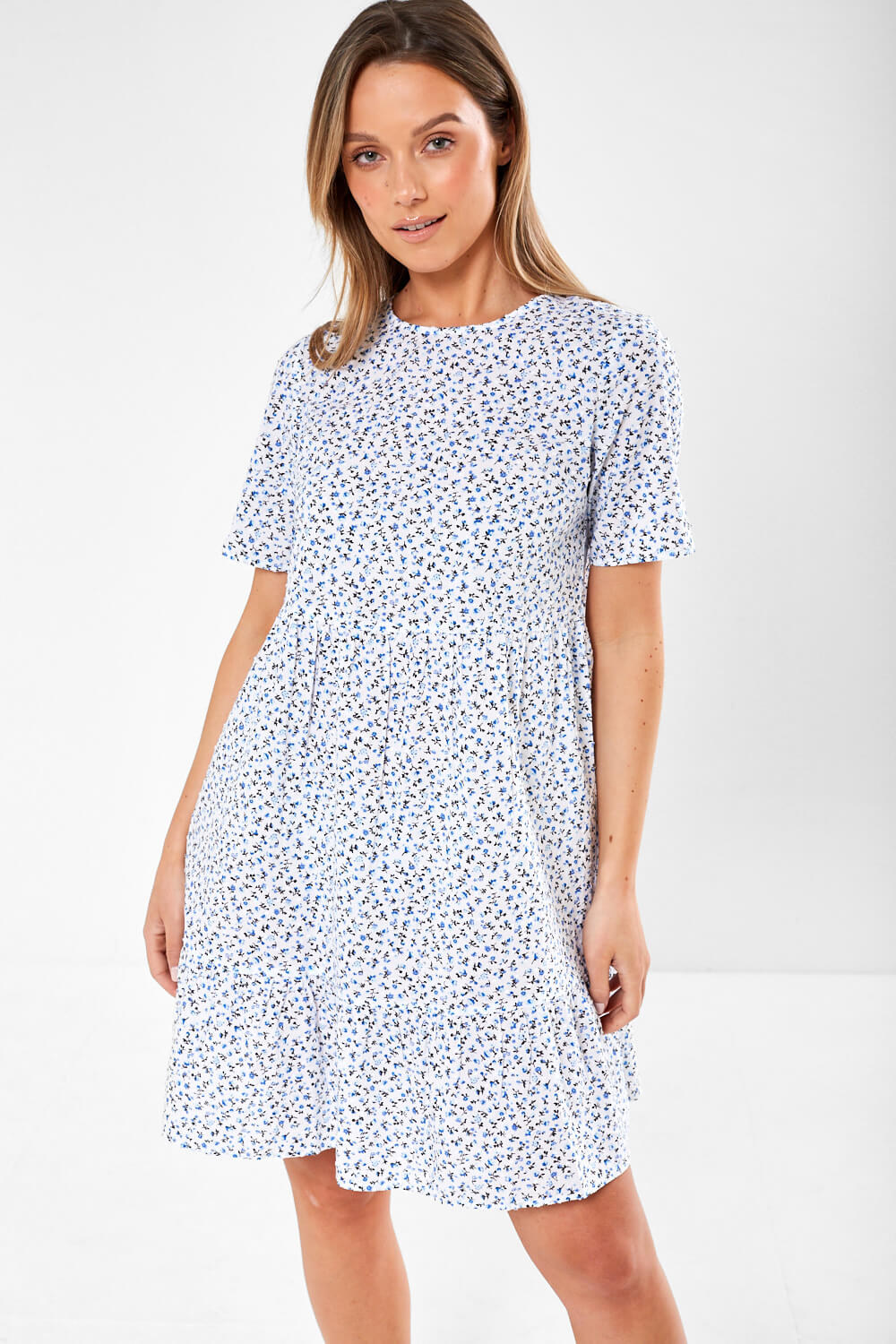 https://www.iclothing.com/media/catalog/product/t/r/trine_ditsy_print_dress_in_white-1.jpg