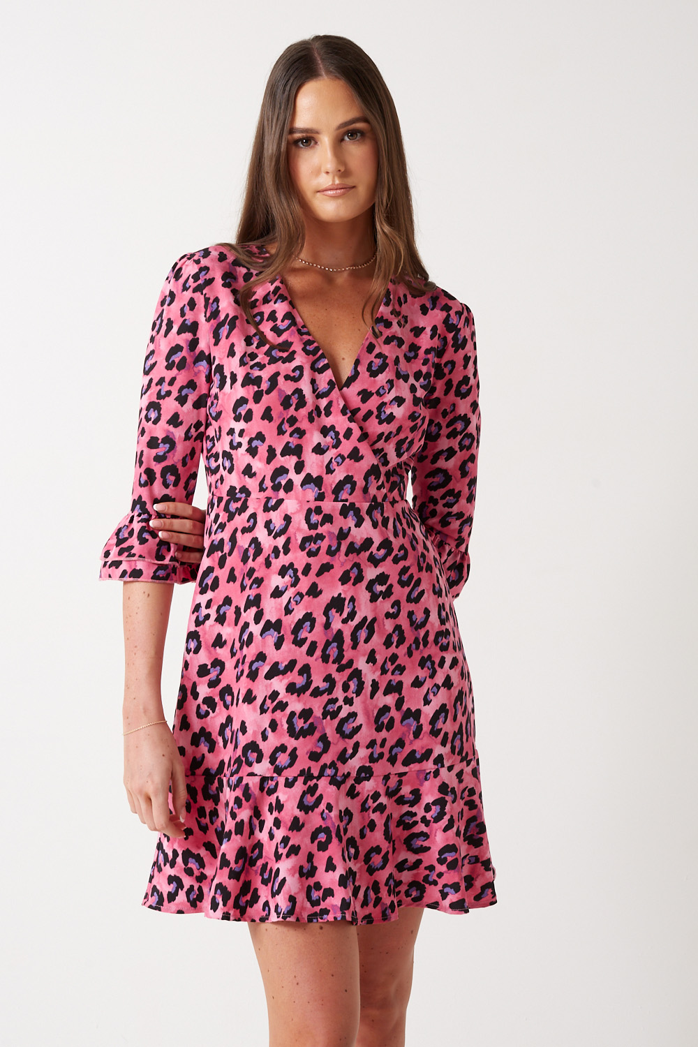 https://www.iclothing.com/media/catalog/product/t/r/trish_leopard_print_short_dress_in_pink-1a.jpg