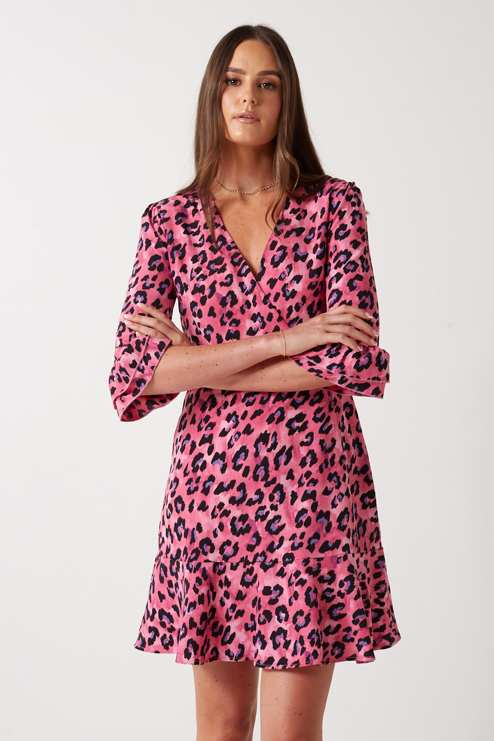 https://www.iclothing.com/media/catalog/product/t/r/trish_leopard_print_short_dress_in_pink-4a.jpg