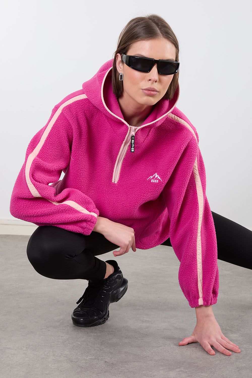 https://www.iclothing.com/media/catalog/product/u/s/usco45513-fuschia_132.jpg