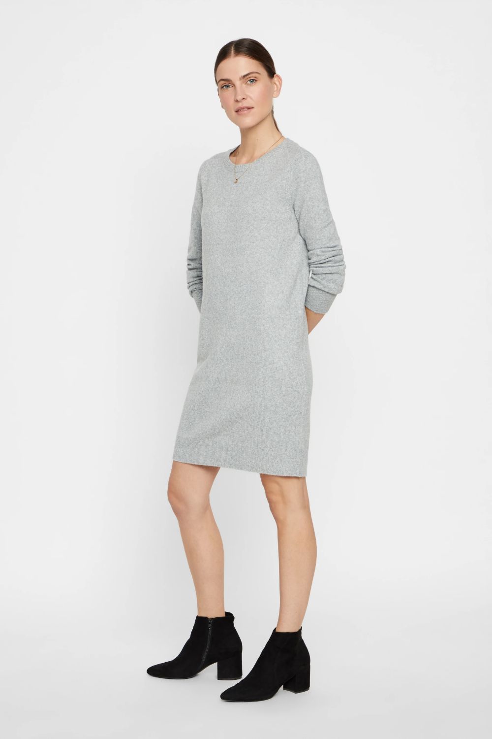 https://www.iclothing.com/media/catalog/product/v/e/veromoda-vmdoffylso-neckdressganoos-grey_1_.jpg